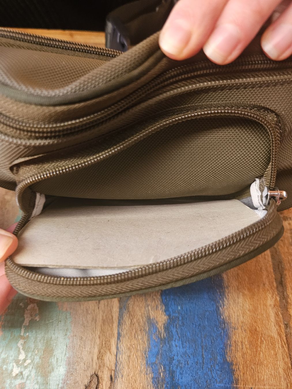 Lacoste Borse: Lacoste Bauchtasche, neuwertig! – Usato da Meisterschwanden venduto da Luluku 5