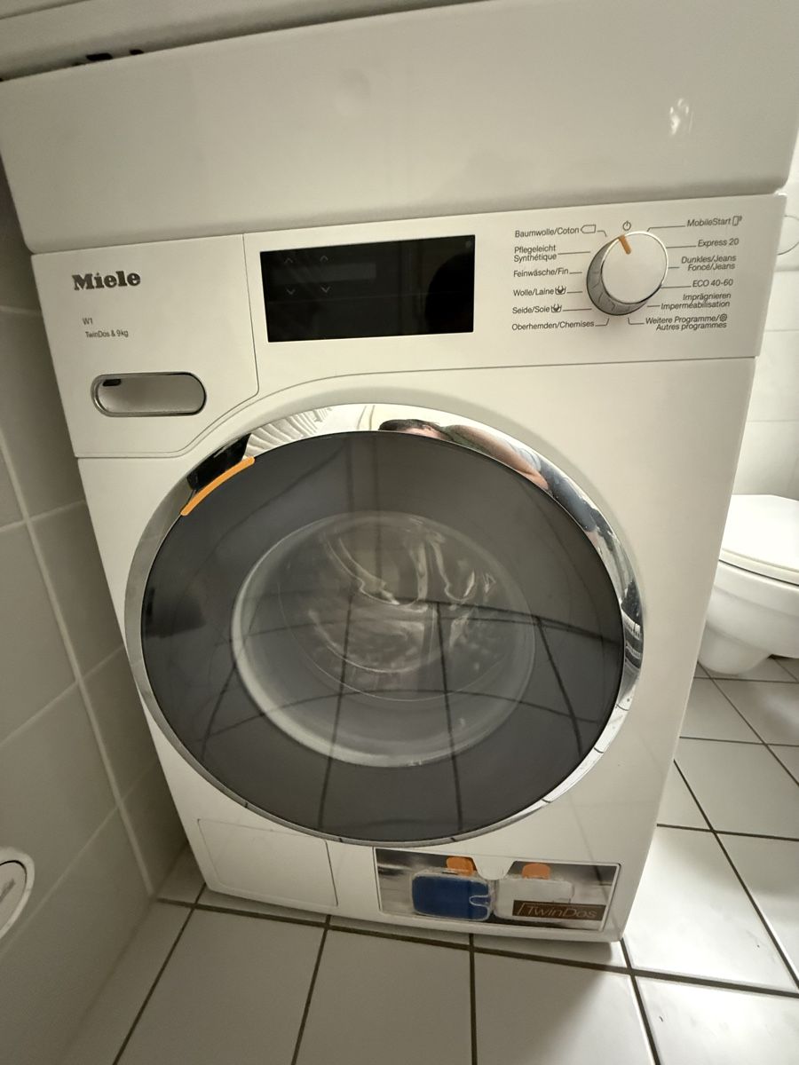 Miele Waschmaschinen: Colonne de lavage Miele  – Neu (gemäss Beschreibung) aus Renens VD von ine_mwk8 1