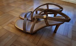 Elegante goldige Sandalen von Catwalk, Grösse 39, neuwertig