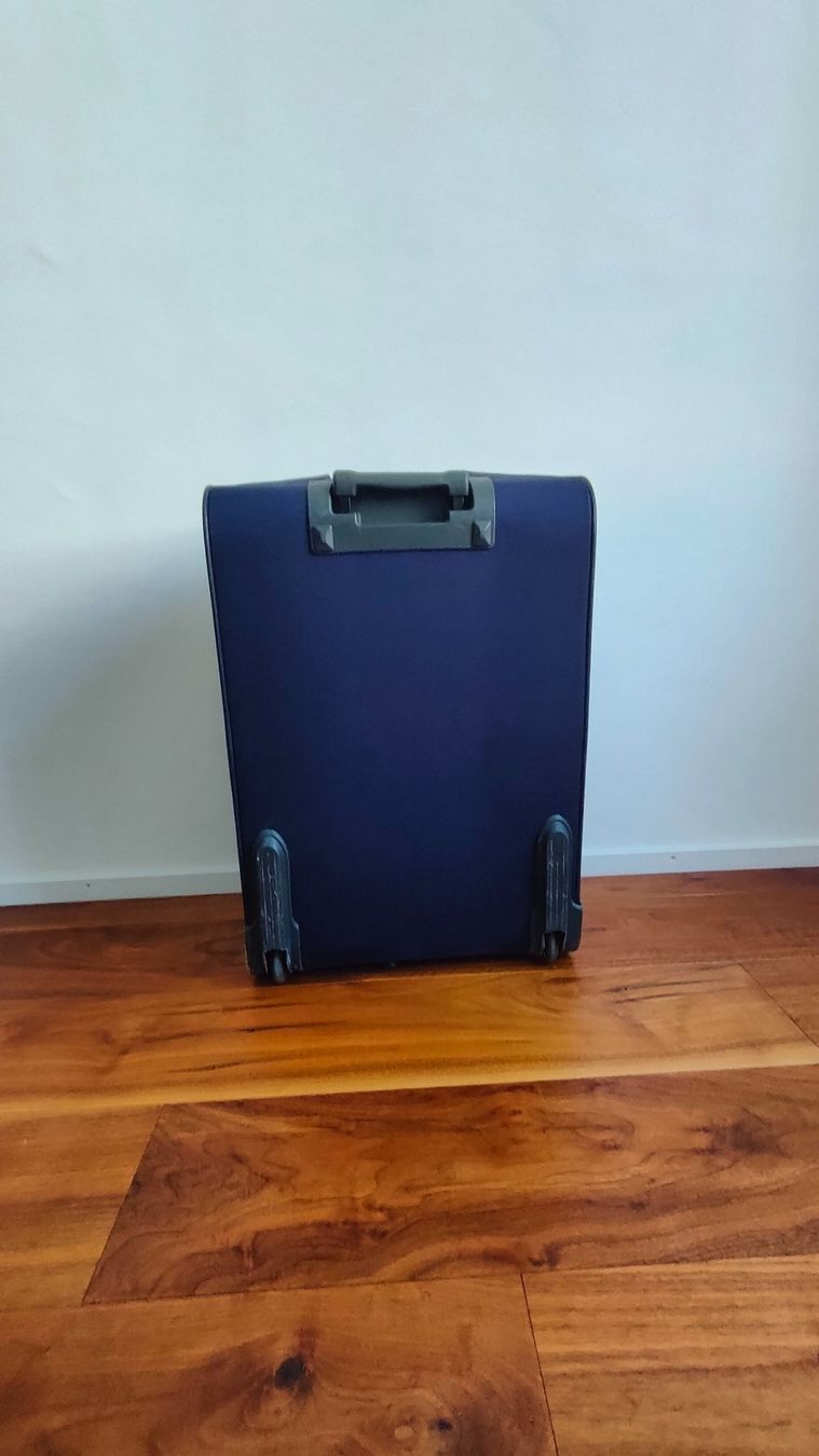 Samsonite Valigie: Koffer Samsonite dunkelblau mit Rollen – Usato da Männedorf venduto da raf_yp72 1