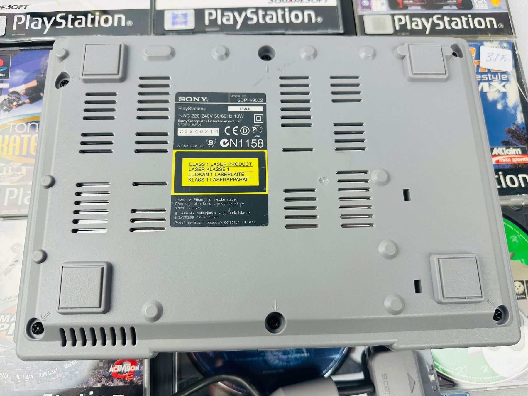 Sony Console: PS1 Bundle Konsole 11 Spiele + Dualshock Controller Konvolut – Usato da Kappel SO venduto da MyFunBox 3