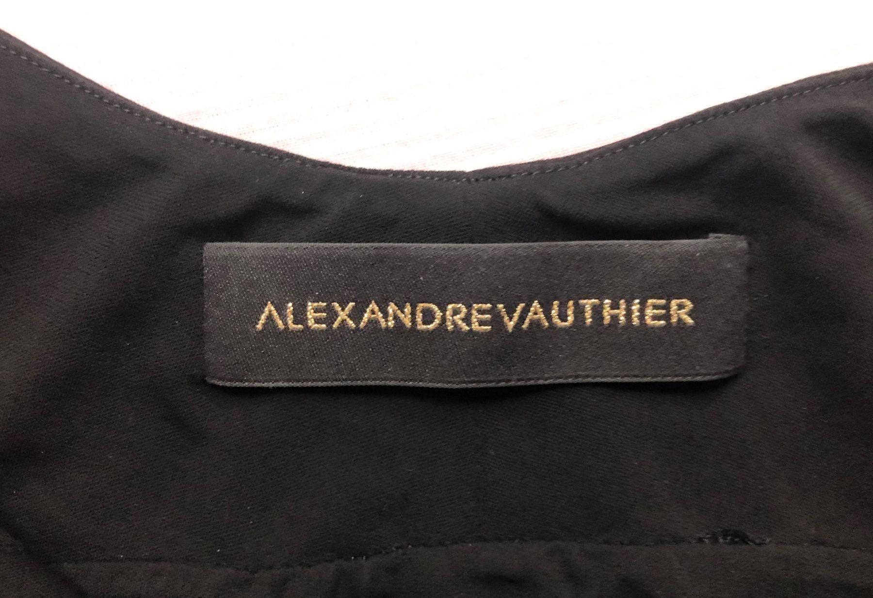 Vestiti: Alexandre Vauthier, robe noire – Usato da Genève venduto da dachaw 2