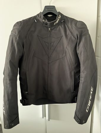 Motorradbekleidung