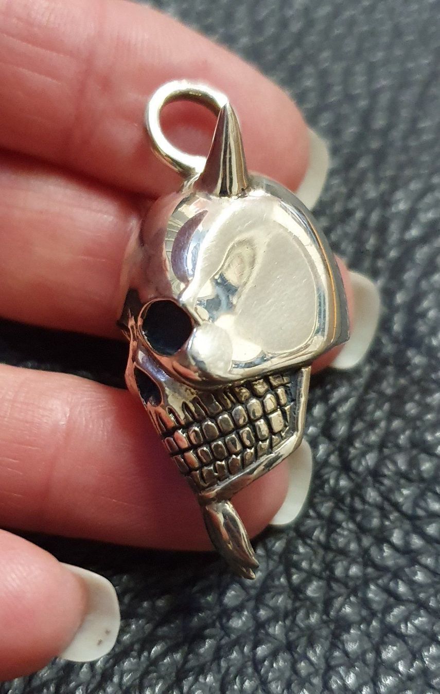 Ciondoli: Neu: Silber Skull Anhänger mit Bärtchen / 925 Silber – Nuovo (secondo la descrizione) da Muri AG venduto da Edlerweiss-Schwarz 3