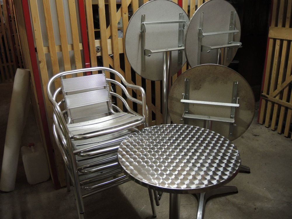 Bistrotische, Stehtische, Stühle aus Alu (Gebraucht) in St ...