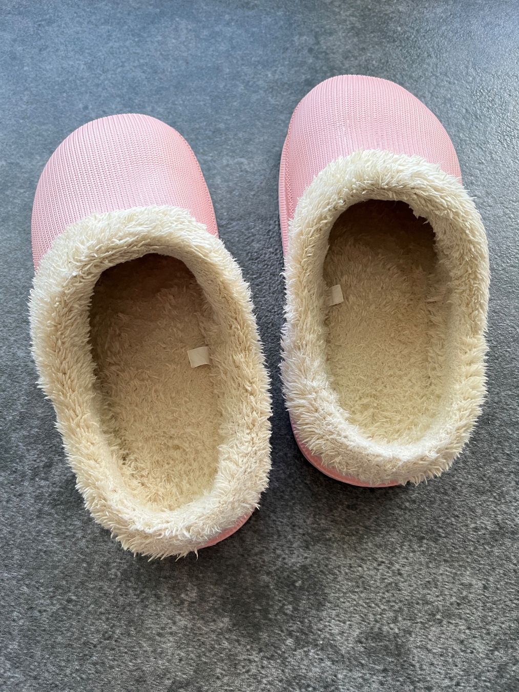 Scarpe da donna: UTUNE Damen Winterhausschuhe - Größe 36 – Usato da Kilchberg ZH venduto da Ch.C 5