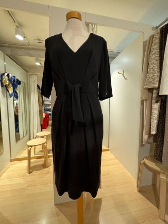 Elegantes Kleid aus Seide &Co., Blumarine, Gr. 36/38