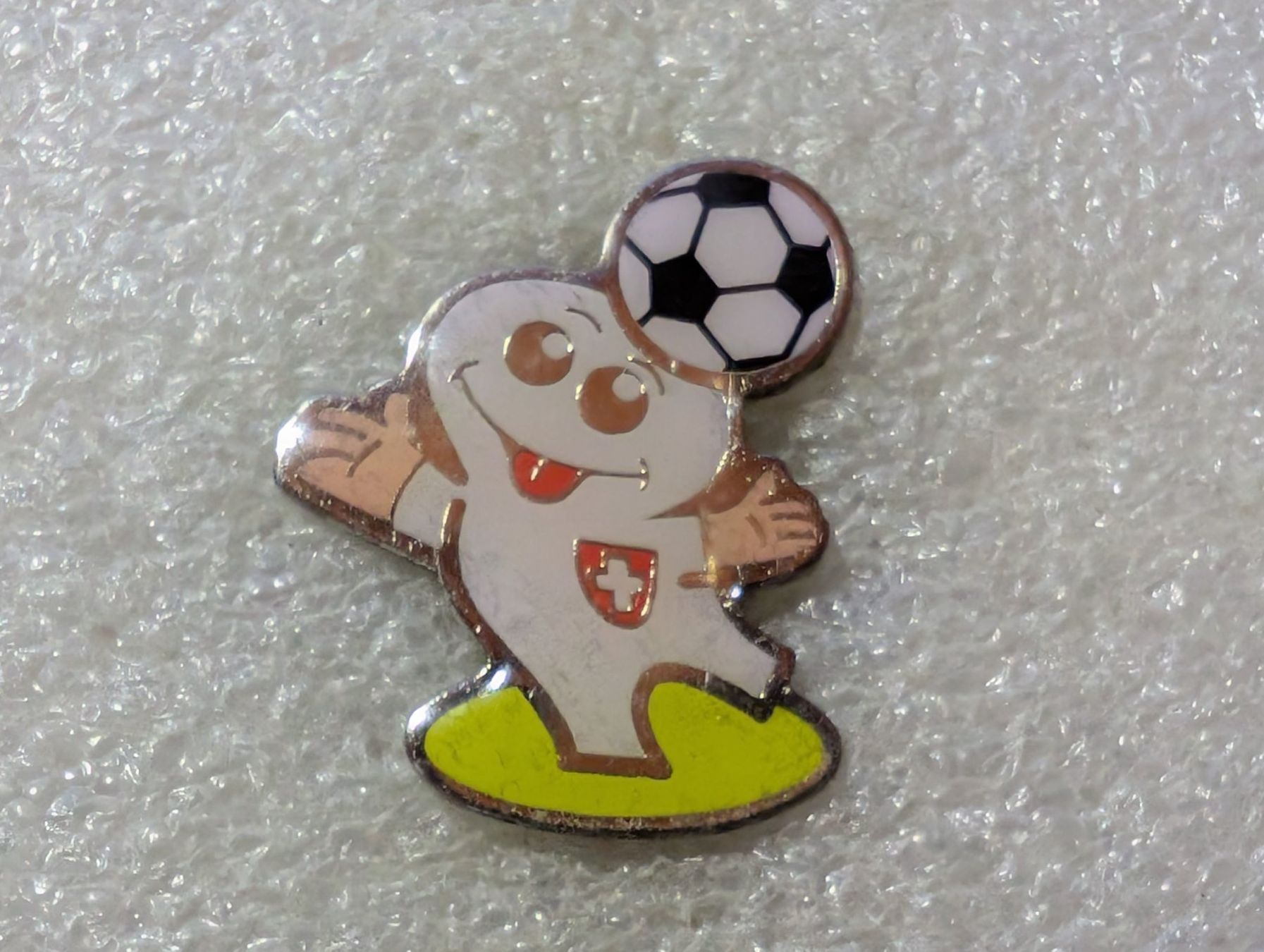 Placchette & Badge: Ansteckpin 163: Maga Bio – Usato da Oppligen venduto da Pin-Fall-Shop