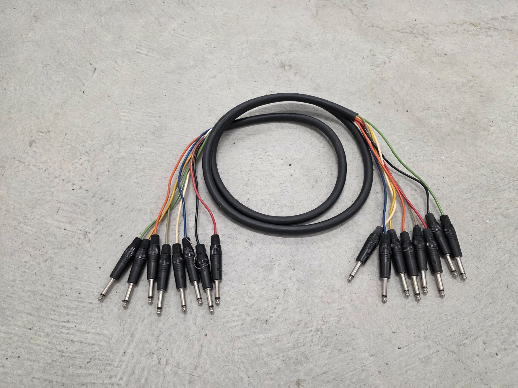 Cavi: Audio Cable 2m Multicore Unbalanced 8 Channels wired – Usato da Zürich venduto da 2JamMusic