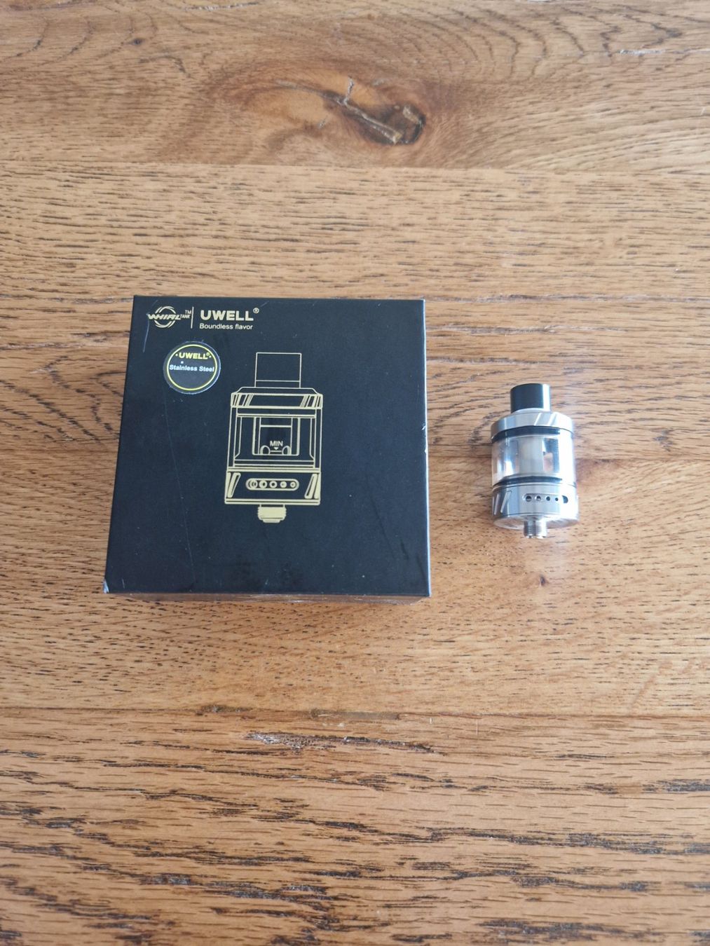 Uwell Altri Prodotti per fumatori: Vape Uwell Nunchaku Mod + zwei Tanks – Usato da Bülach venduto da Lukas_ZRH 2