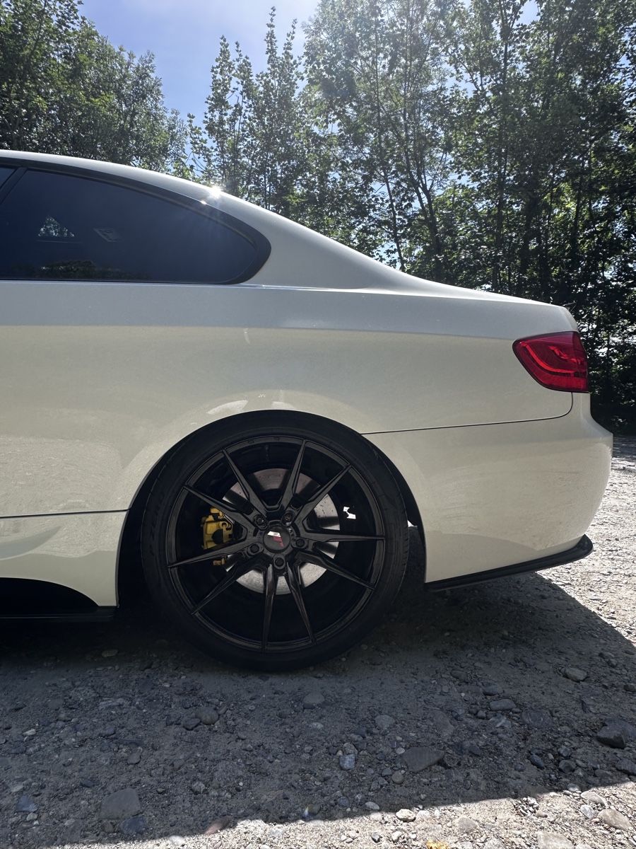 BMW Autos: Bmw 330i e92 2008  – D'occasion à Windisch par ada_xss5 5