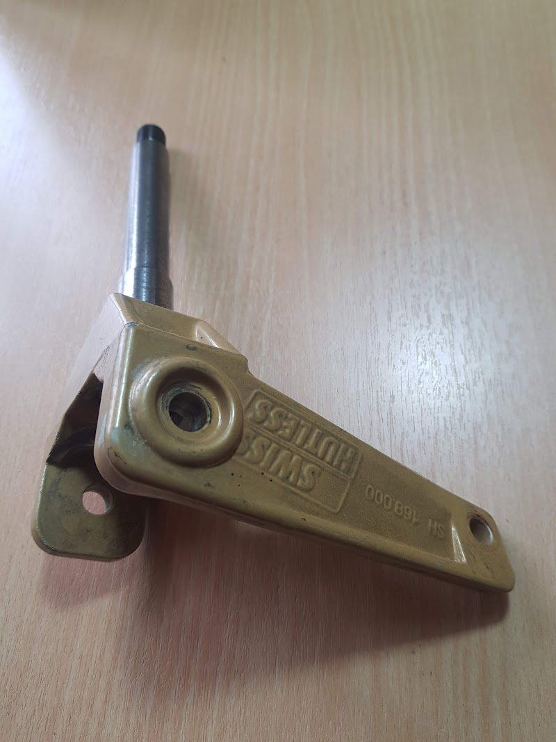 Accessori per altri veicoli: Seltener SH Original Achsschenkel ("Gebraucht") – Usato da Bretzwil venduto da Electronik01 1