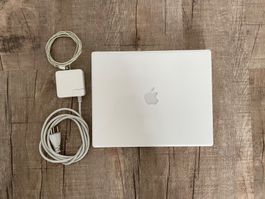 iBook G4 mit funktionierende Batterie (3218 mAh)