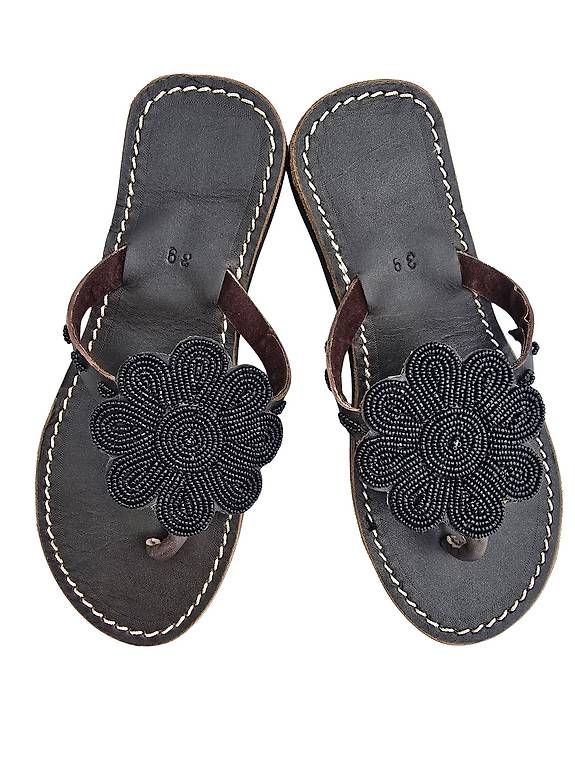 Scarpe da donna: Handgemachte Leder-Sandalen - Schwarz 39 – Nuovo e nell'imballaggio originale da Brione s. Minusio venduto da Littleninja