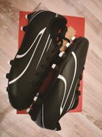 Puma Fussballschuhe Vitoria FG/AG J, neu und ungetragen