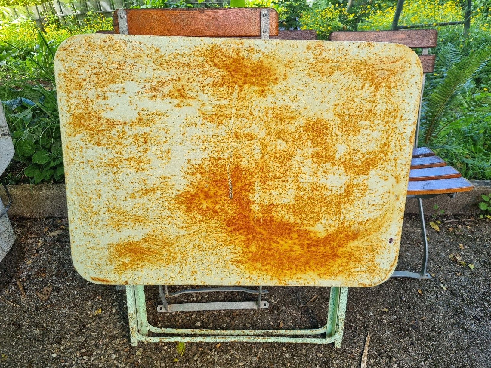 Tavoli: Vintage Blechtisch, Klapptisch, Gartentisch, Balkontisch – Usato da Grellingen venduto da Swissmeen 2