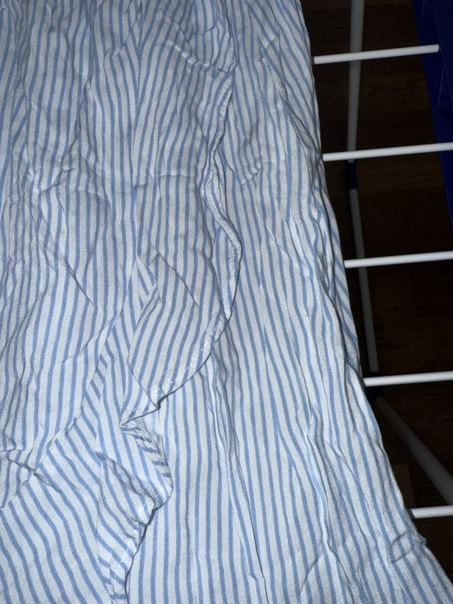 H&M Vestiti: Weiss/Blau Sommerkleid mit Wickellook Grösse 38 – Usato da Zürich venduto da bia_6kmj 2