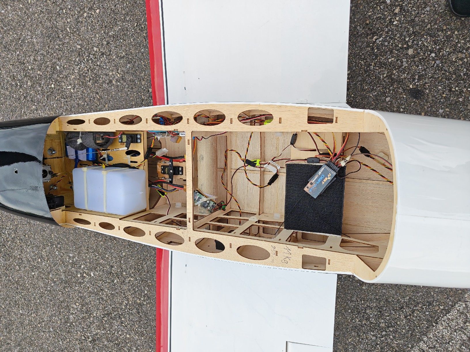 Modellismo RC: schönes RC Flugzeug Ercoupe, neu – Nuovo (secondo la descrizione) da Kallern venduto da Slobsen 7