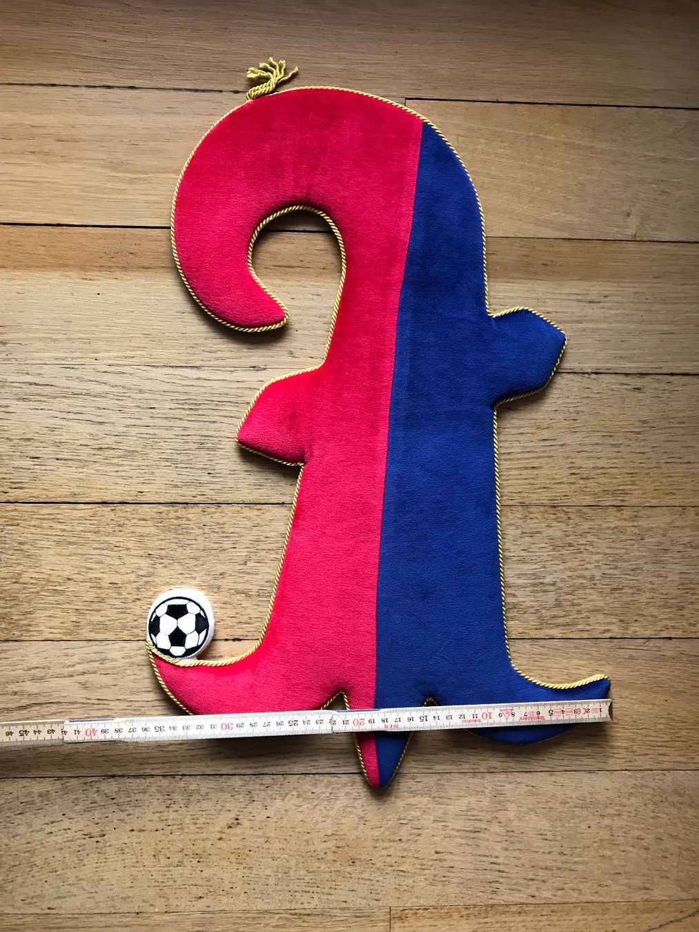 Tutte le decorazioni: Baselstab in FCB Farben – Nuovo (secondo la descrizione) da Basel venduto da Relaphe 1