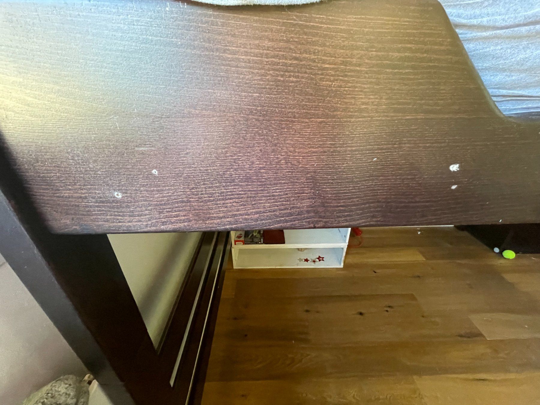Betten: Hochbett dunkel 140 x 200 – Gebraucht aus Ostermundigen von ver_5jjl 1