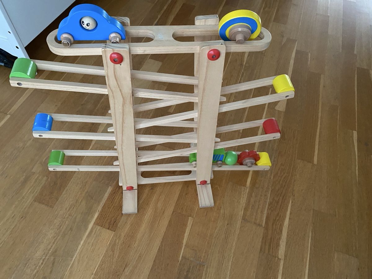 Jouets: Kugelbahn kleinkind – D'occasion à Zürich par sparkyway