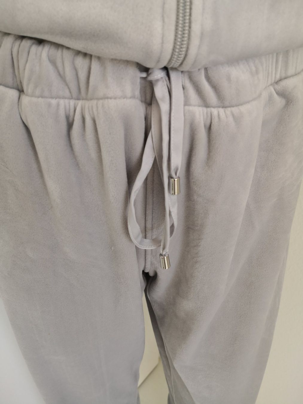 Completi & Tailleur: 🤩MANOR JOGGING-ANZUG JACKE & HOSE HELLGRAU – Usato da Olten venduto da Naja-Twins-Twins 9
