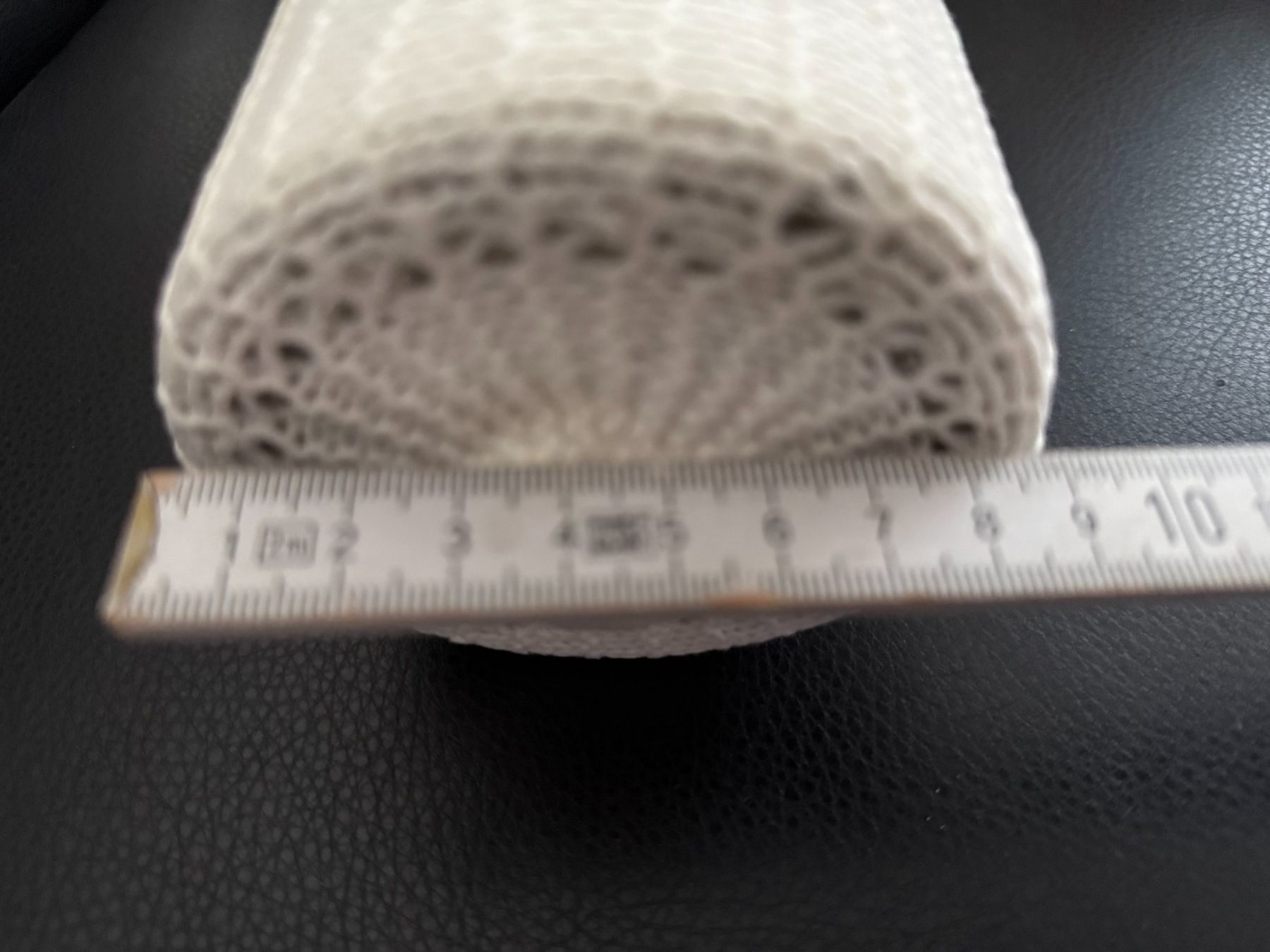 Altri elettrodomestici e apparecchi d’epoca: Wärmeflasche  Bettflasche  mit  handgestricktem Überzug – Usato da Subingen venduto da ArtBead 6