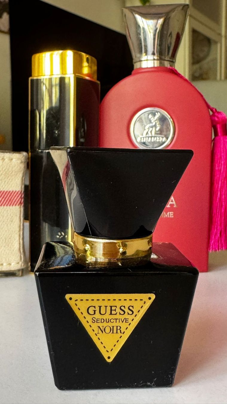 Guess Parfum & Eau de Toilette: Guess Seductive Noir - 2ml - Sample/Tester – Gebraucht aus Bellinzona von francescouv