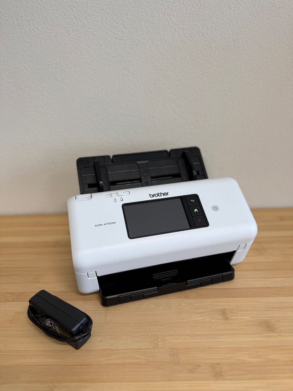 Brother Scanner: Brother Dokumentenscanner ADS-4700W – Usato da Teufen AR venduto da McNis 2