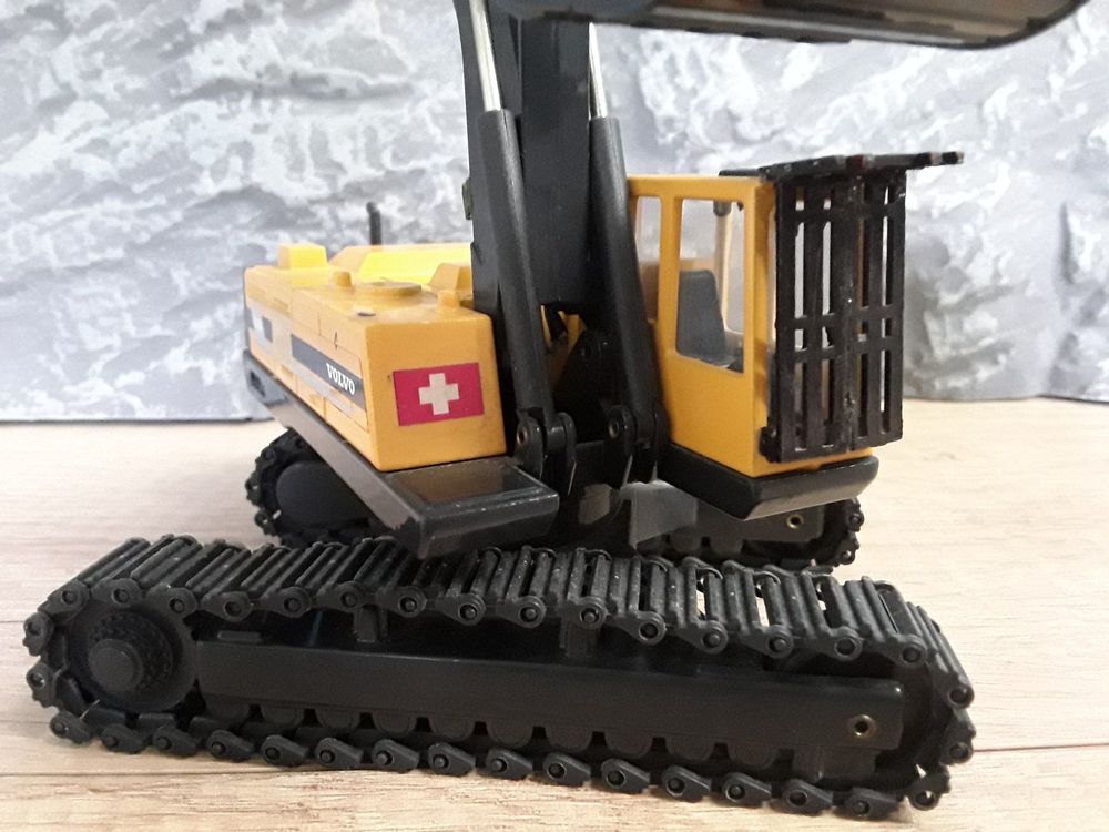 Miniature Joal 1/50 - Chargeuse Volvo L330C - TP BTP - Très Bon état Avec Boîte