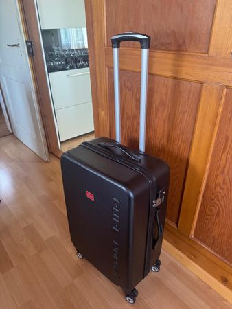 Pure Norway grosser Hartschalenkoffer mit TSA-Schloss