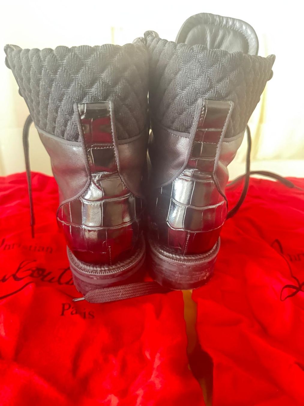 Scarpe da donna: bottines Christian Louboutin – Usato da Pully venduto da Occasions-luxe.Golay 3