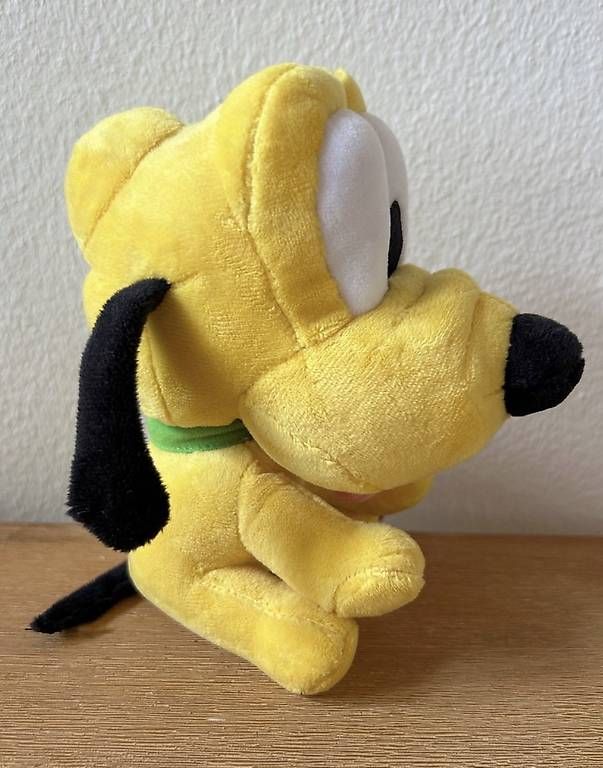 Spielzeuge: Disney "Pluto" Plüschhund – Gebraucht aus Basel von KPRNR 2