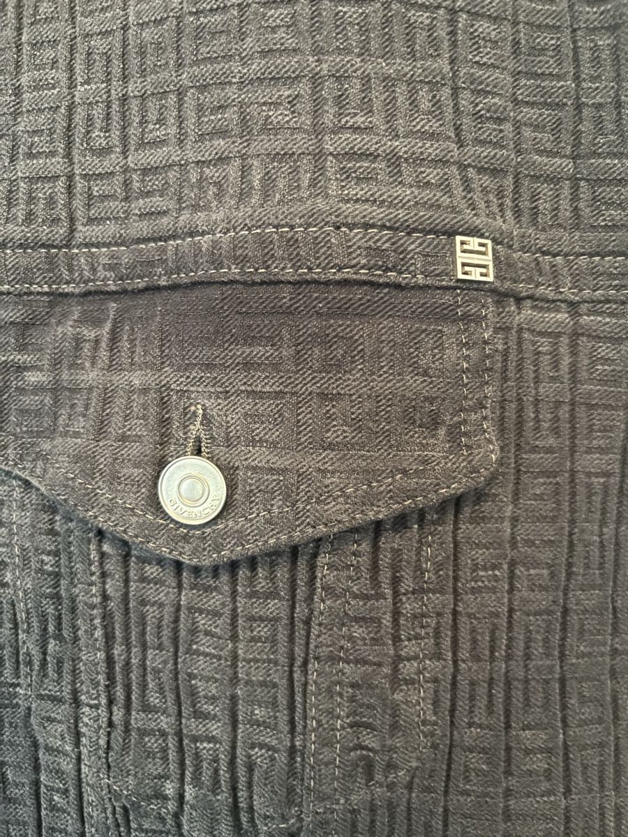 Gilet & Giacche: Givenchy Weste schwarz Baumwolle Gröss M – Nuovo (secondo la descrizione) da Schlieren venduto da Carolinaibiza 1