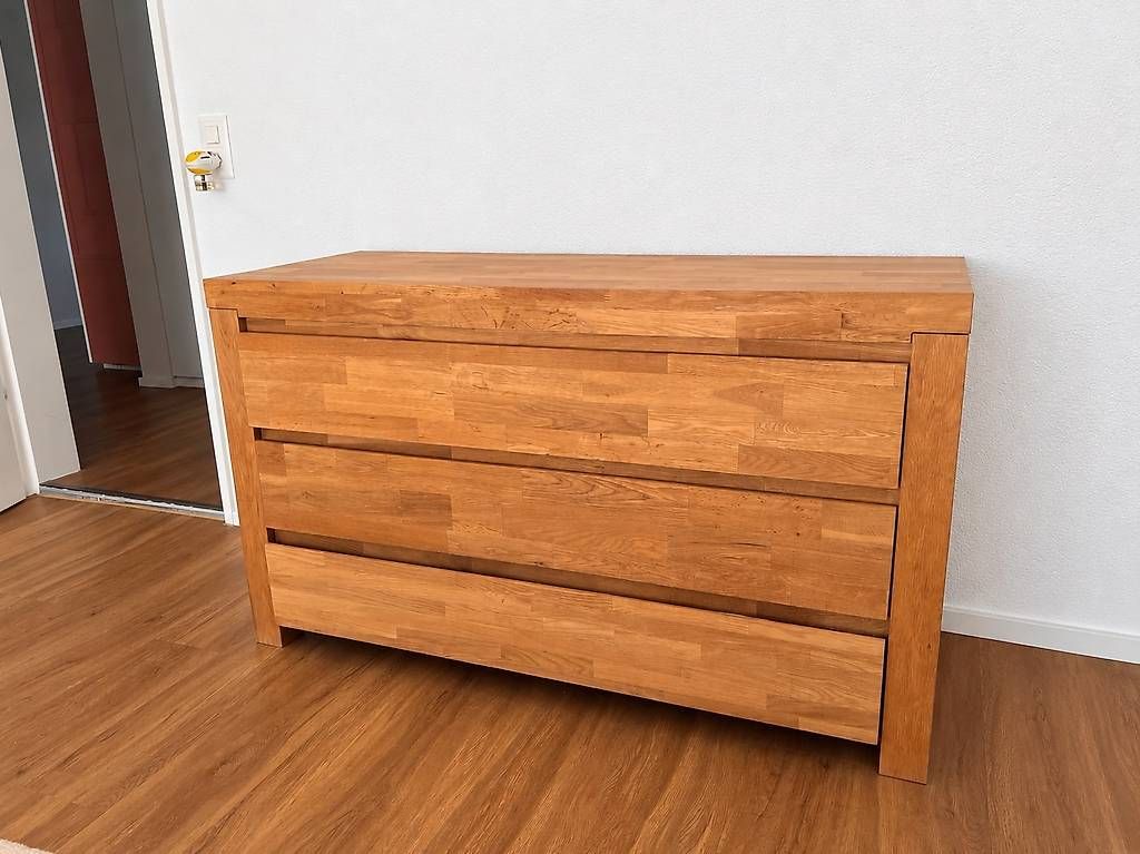 Betten: Schlafzimmer Möbel Set – Gebraucht aus Oberentfelden von Mila0027