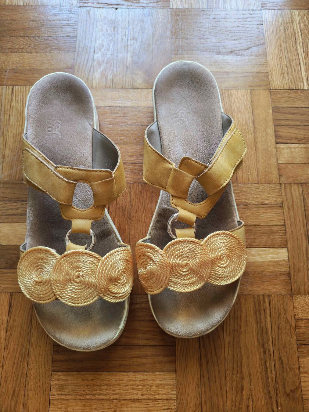 Rieker Chaussures femmes: Sandales taille 42 – D'occasion à Lausanne par Marsaline 1