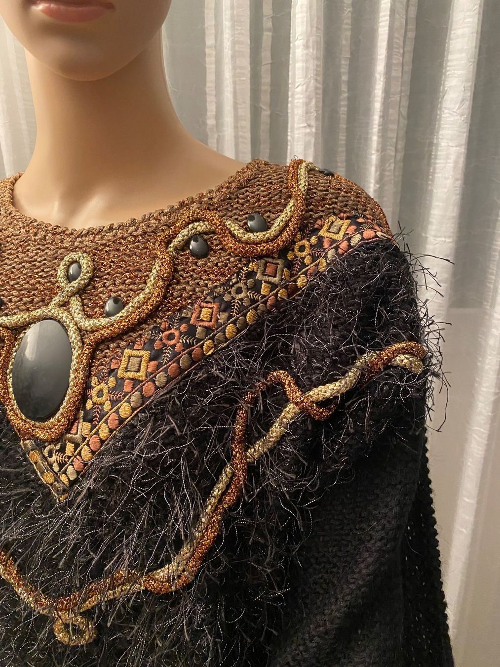 Maglioni & Felpe: Extravaganter edler Hand Made Strickpullover, Gr. 40 – Usato da Winkel venduto da ferrari2022 3