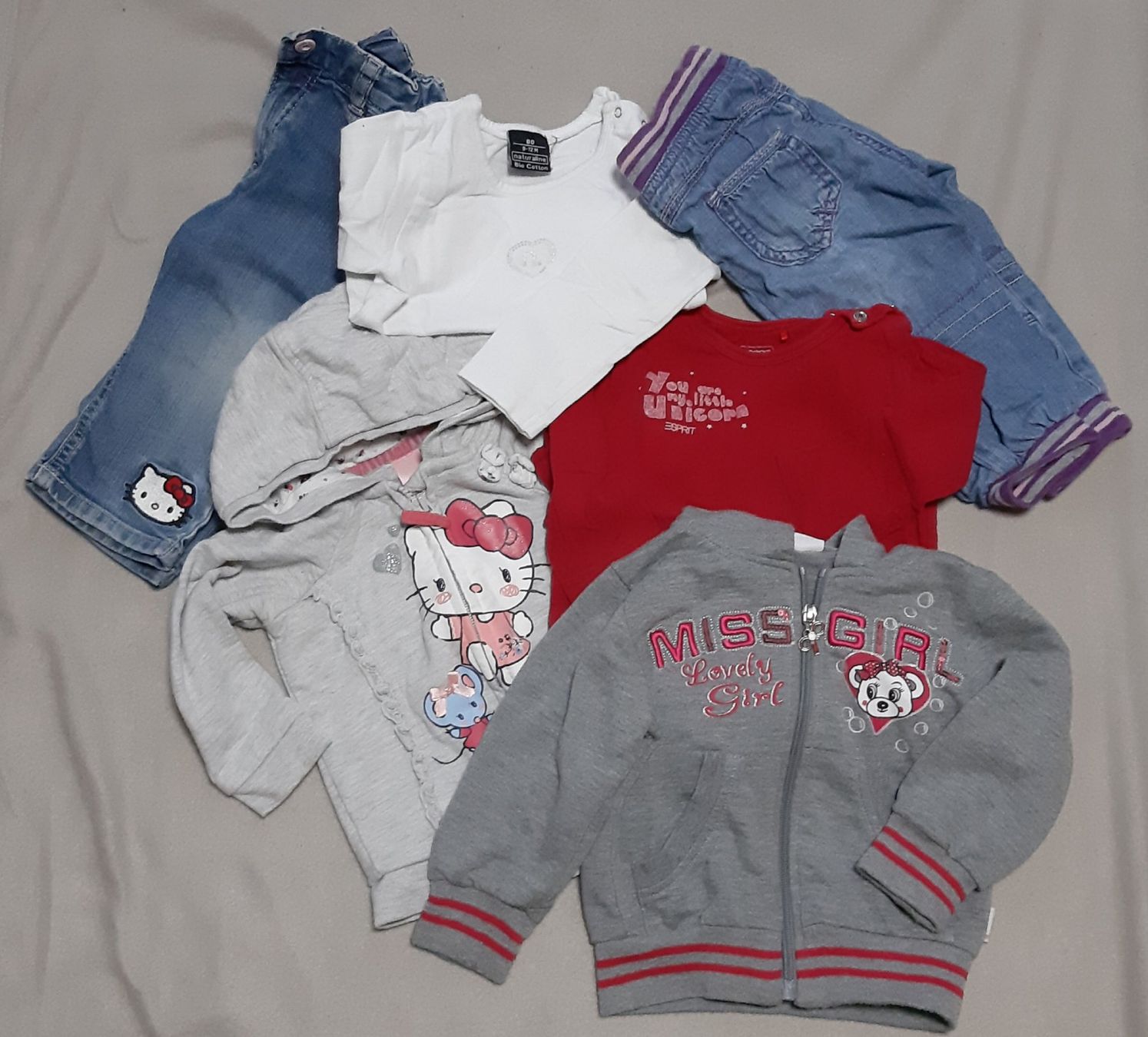 Lotti & Set di vestiti: Mädchen Kleiderpaket Gr.80  Hello Kitty etc. – Usato da Wiler b. Utzenstorf venduto da ryan81