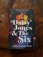 Buch Daisy Jones & The Six von Taylor Jenkins Reid Ullstein