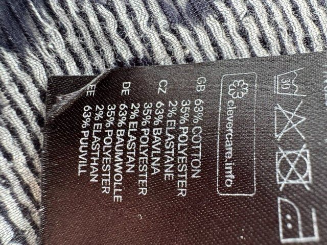 H&M Kleider: Kleid schwarz-weiss mit Blumenmuster - Grösse M – Gebraucht aus Honau von sainj 2