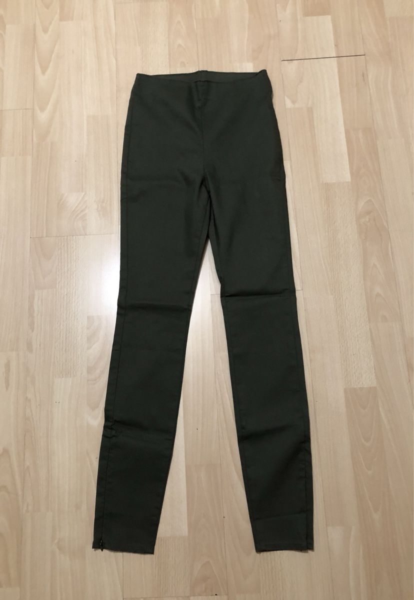 H&M Pantaloni: H&M Hose Gr.XS – Nuovo (secondo la descrizione) da Chur venduto da vicky7