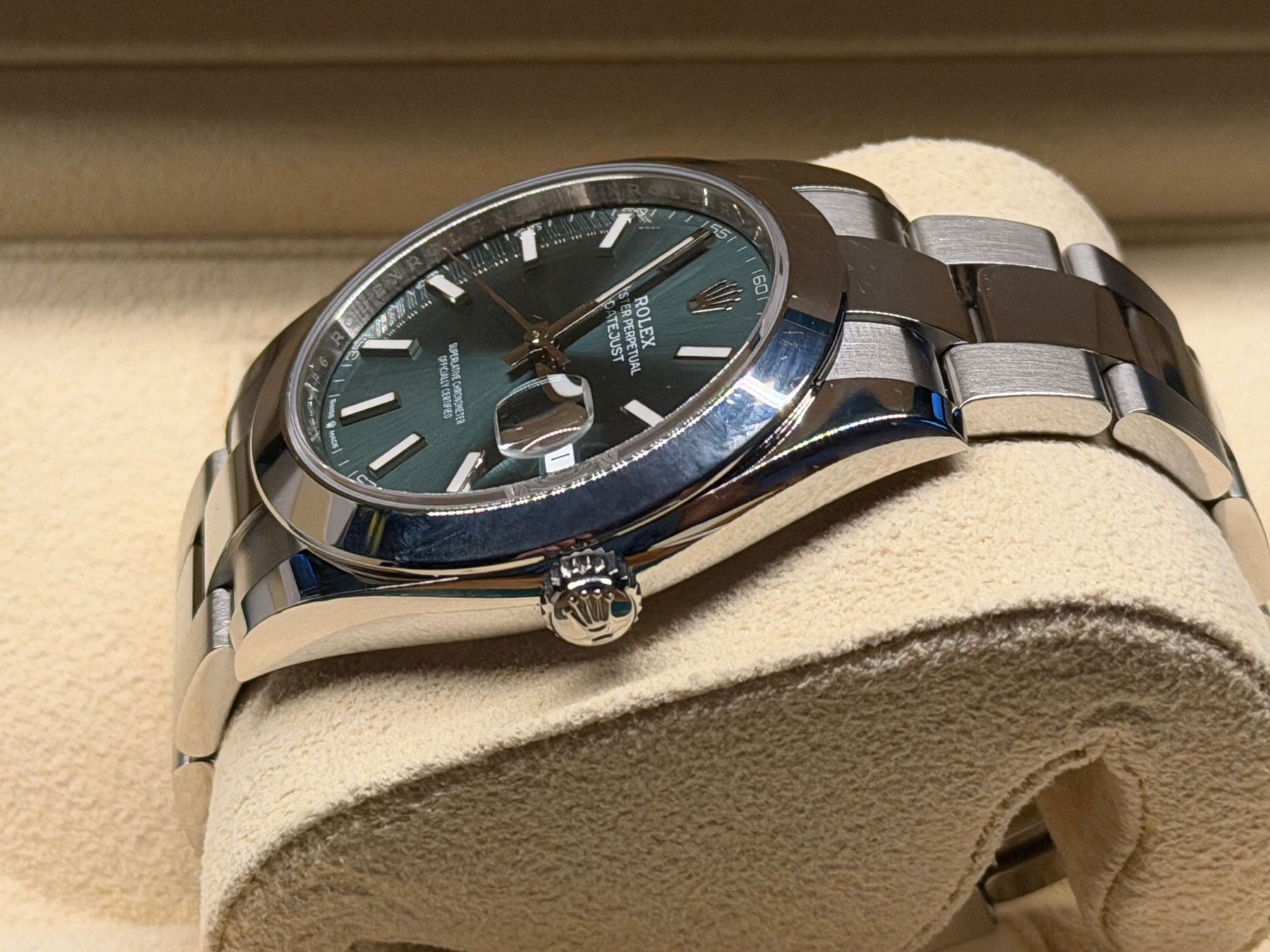 Rolex Orologi: Rolex Datejust 41mm Oyster green – Usato da Aarau venduto da trader1000 3
