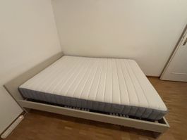 Lit IKEA 140x200 complet – VALEVÅG + LEIRSUND– très bon état