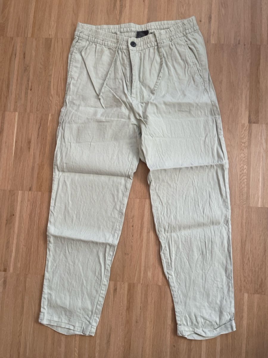 H&M Pantalons: H&M Hosen Leinen – D'occasion à Oberengstringen par Lor_10An
