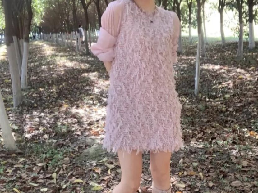 Vestiti: Ab 1 Fr. -Cocktailkleid – Nuovo e nell'imballaggio originale da Eglisau venduto da SAM240186