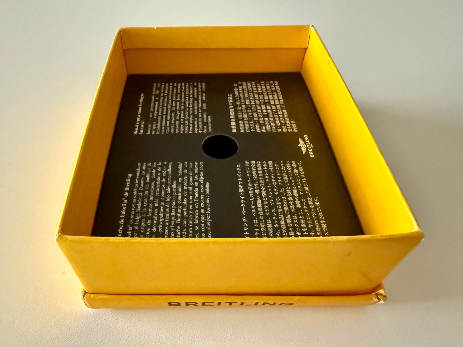 Breitling Orologi: BREITLING yellow base for outerbox (bakelite boxes) – Usato da Mont-sur-Lausanne venduto da vmi_ym5l 3