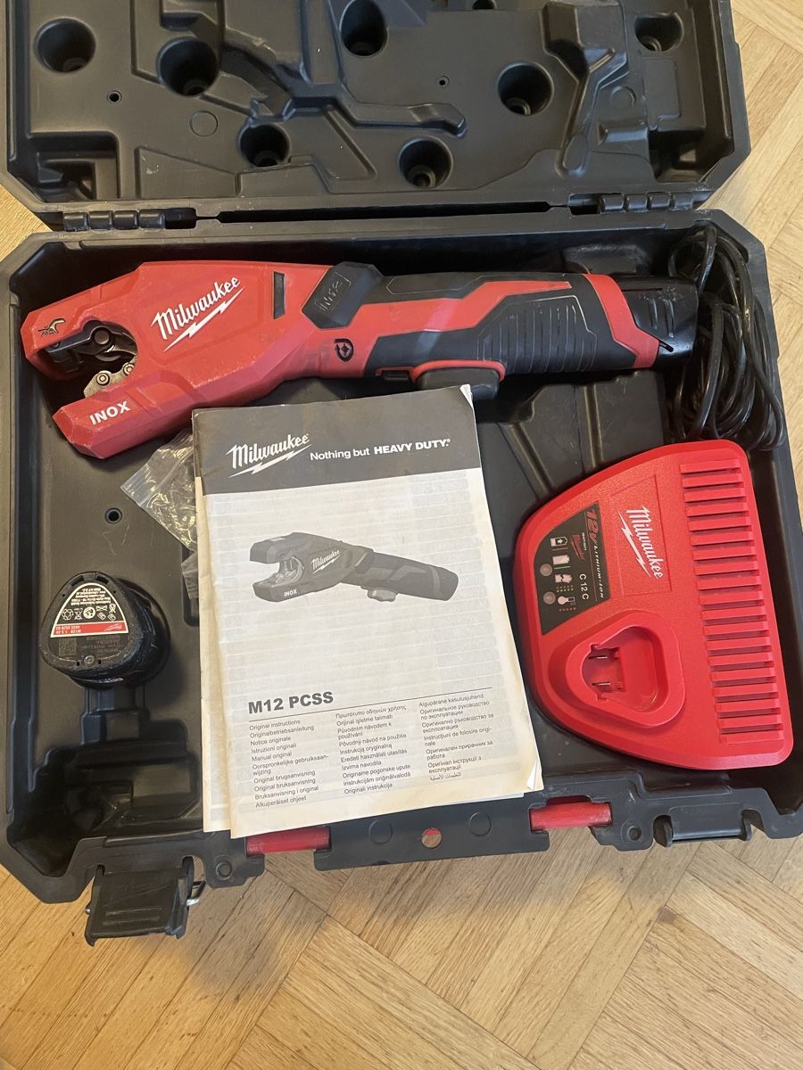 Tagliatubi Elettrico Milwaukee M12 PCSS-0 - A Batteria, Per Acciaio Inox, Carbonio E Rame, 12V - Foto 3