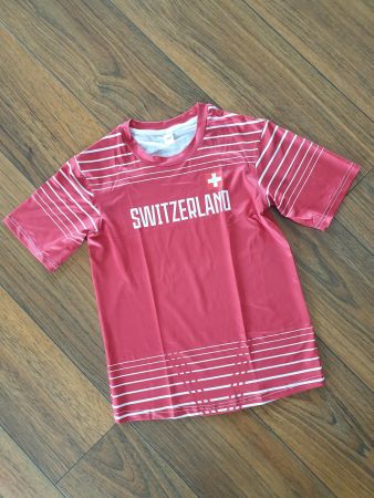 ****NEUES**** Fan Shirt Schweiz Gr. 140 **DARIO**