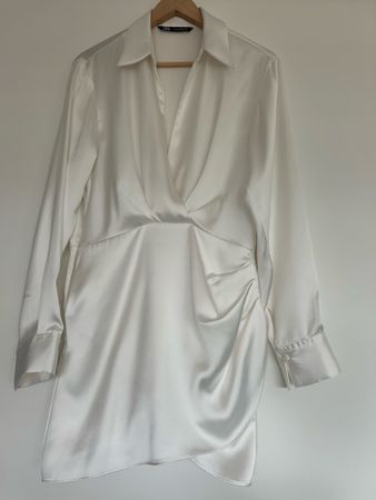 Robe chemise Zara blanc taille M drapé état neuf