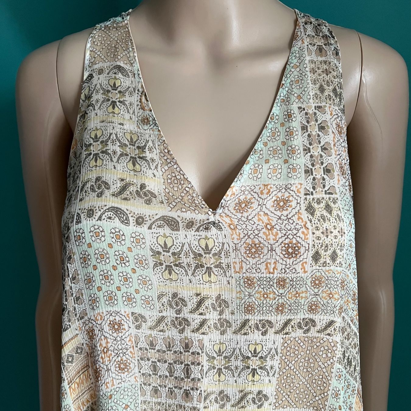 Massimo Dutti Kleider: MASSIMO DUTTI Sommerkleid 💛 – Gebraucht aus Zürich von ClosetQueen 1